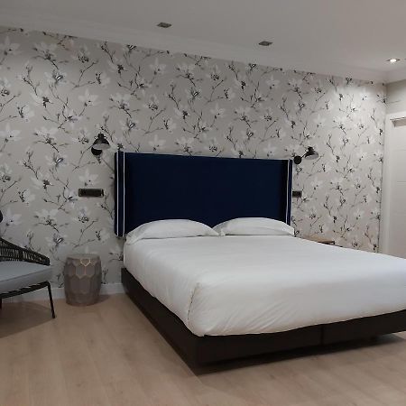 Micampus Burgos Centro Student Residence מראה חיצוני תמונה