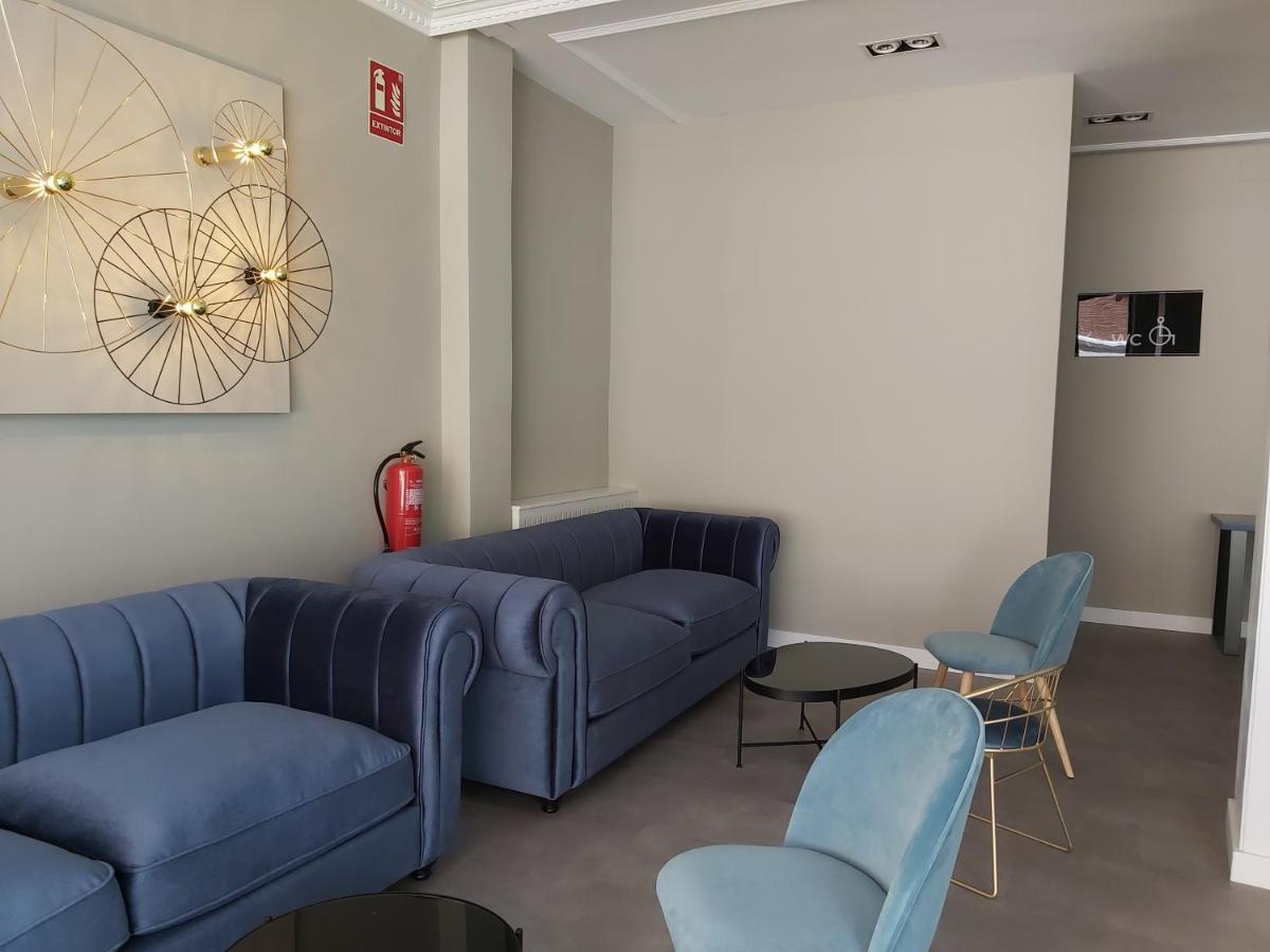 Micampus Burgos Centro Student Residence מראה חיצוני תמונה